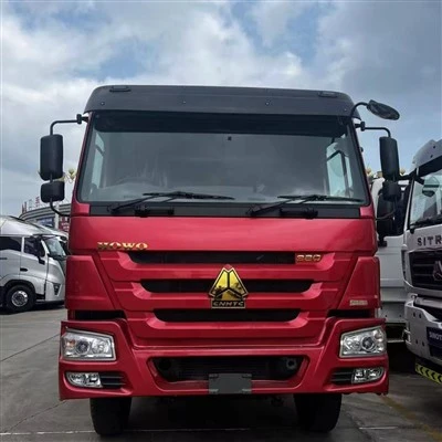 Autocarro con cassone ribaltabile Howo 8×4